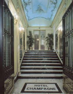 Champagne Palace Hotel 4*